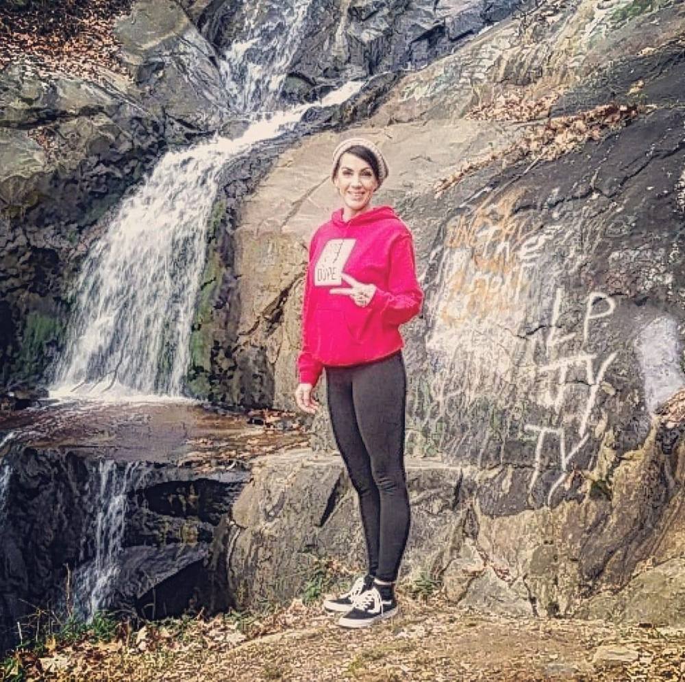 Meet your Posher, Sherry